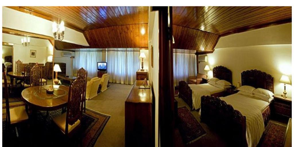 Hotel Broadway Srīnagar Kültér fotó